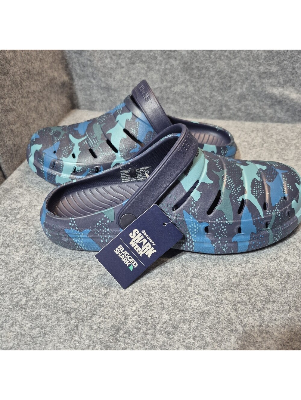 Brand New Men's Sz. 11 Rugged Shark Men's Clogs  Black and Blue Shark Design